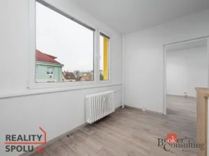 Pronájem bytu 2+1, Rychnov u Jablonce nad Nisou, nám. Míru, 64 m2