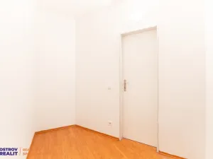 Prodej bytu 1+1, Praha, Kloboučnická, 56 m2