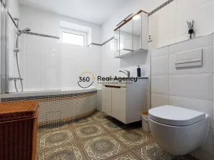 Prodej rodinného domu, Lužec nad Cidlinou, 299 m2