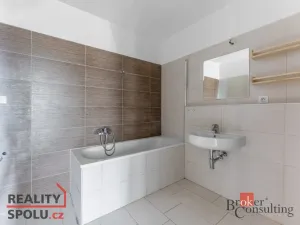 Pronájem bytu 2+kk, Praha - Libeň, Nad Rokoskou, 47 m2
