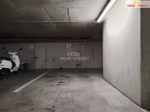 Pronájem garáže, Praha - Běchovice, Mladých Běchovic, 14 m2