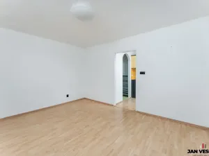 Pronájem bytu 1+1, Praha - Čakovice, Otavská, 29 m2