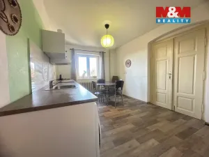 Pronájem rodinného domu, Dobrovice, Komenského, 20 m2