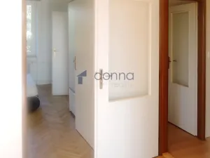 Pronájem bytu 2+1, Praha, Poděbradská, 54 m2