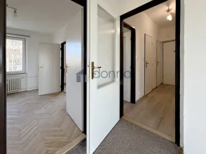 Pronájem bytu 2+1, Praha, Poděbradská, 54 m2