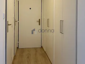 Pronájem bytu 2+1, Praha, Poděbradská, 54 m2