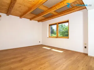 Prodej rodinného domu, Baška, 350 m2