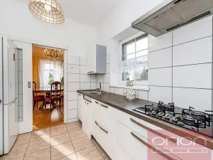 Pronájem rodinného domu, Praha - Suchdol, Havraní, 350 m2