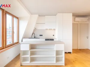 Pronájem bytu 5+kk, Praha, U krčské vodárny, 136 m2