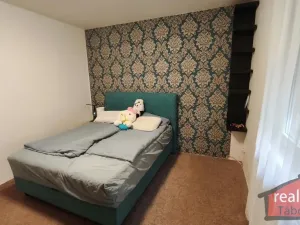 Prodej bytu 3+kk, Nupaky, Luční, 69 m2