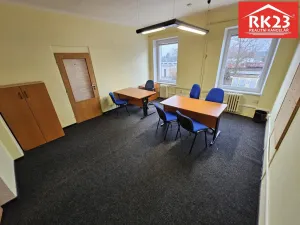 Pronájem kanceláře, Mariánské Lázně, Nádražní náměstí, 22 m2
