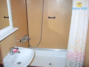 Pronájem bytu 1+kk, Praha - Ruzyně, Šmolíkova, 39 m2