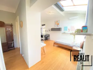 Pronájem bytu, Praha - Malá Strana, Újezd, 37 m2