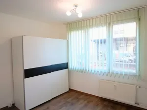 Pronájem bytu 2+kk, České Budějovice, Papírenská, 38 m2