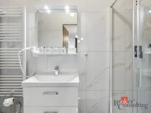 Prodej ubytování, Broumov, Malé náměstí, 298 m2