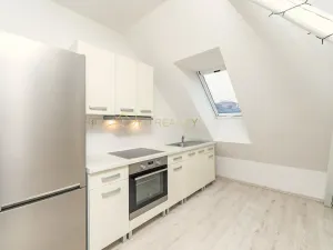 Prodej bytu 2+kk, Olomouc, Husitská, 62 m2