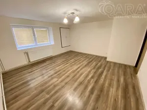 Pronájem bytu 1+1, Ivanovice na Hané, Husova, 34 m2