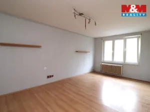 Prodej bytu 3+1, Toužim, Plzeňská, 67 m2