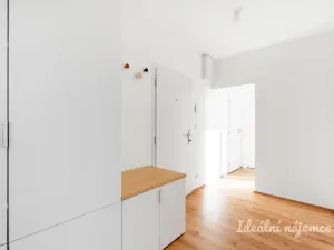 Pronájem bytu 3+kk, Praha - Michle, V zápolí, 77 m2