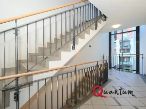 Pronájem bytu 1+kk, Praha - Košíře, Pod Kavalírkou, 30 m2