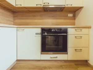 Prodej bytu 2+1, Praha - Smíchov, U Mrázovky, 52 m2