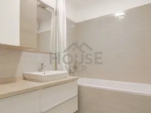 Prodej bytu 2+kk, Kladno, U Engerthu, 54 m2