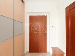 Pronájem bytu 2+kk, Praha - Suchdol, Holubí, 44 m2