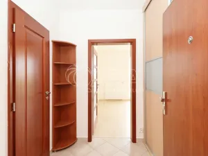 Pronájem bytu 2+kk, Praha - Suchdol, Holubí, 44 m2