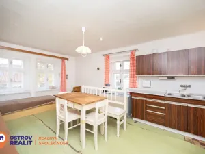 Prodej rodinného domu, Chlum, 823 m2