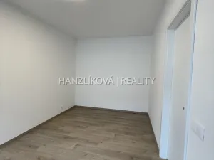 Pronájem bytu 2+kk, České Budějovice, Hálkova, 40 m2