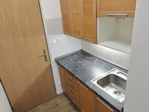 Prodej bytu 1+kk, Brno - Líšeň, Jedovnická, 24 m2