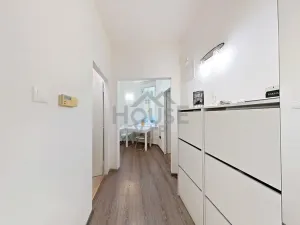 Prodej bytu 2+1, Praha - Smíchov, Na Celné, 56 m2