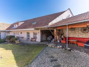 Prodej vícegeneračního domu, Nová Ves, 217 m2