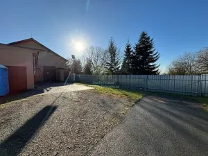 Pronájem skladu, Břasy, 163 m2