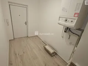 Pronájem bytu 2+kk, Kralupy nad Vltavou - Minice, Souběžná, 39 m2