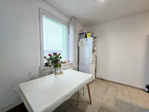 Prodej bytu 2+1, Praha - Hostivař, Horolezecká, 60 m2