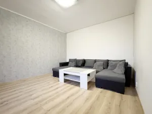 Pronájem bytu 1+1, Kladno - Kročehlavy, Vodárenská, 29 m2