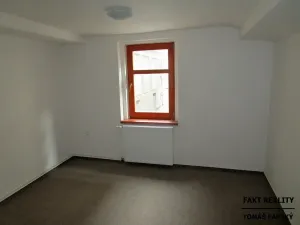 Pronájem bytu 1+1, Děčín, Teplická, 39 m2
