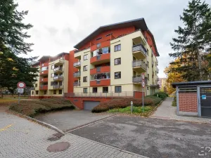 Pronájem bytu 2+kk, Praha - Bohnice, Ústavní, 59 m2