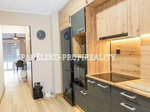 Prodej bytu 4+kk, Alicante, Španělsko, 102 m2