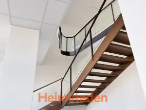 Pronájem kanceláře, Havířov - Město, nám. Republiky, 66 m2