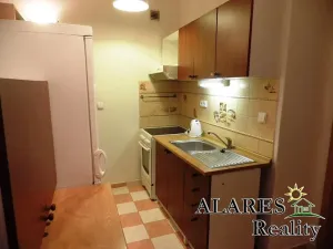 Pronájem bytu 2+1, Praha - Nusle, Čestmírova, 57 m2