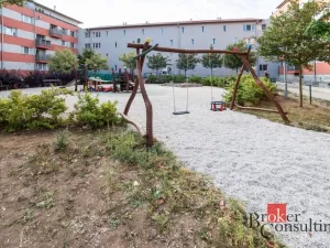 Pronájem bytu 2+kk, Kladno - Kročehlavy, Generála Selnera, 66 m2