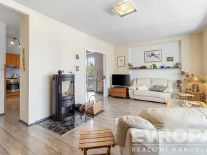 Prodej rodinného domu, Kamenice - Nová Hospoda, Na Vyhlídce, 380 m2