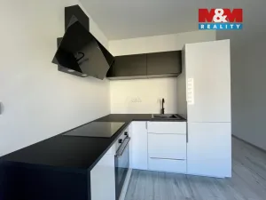 Pronájem bytu 2+kk, Sezimovo Ústí, Dukelská, 38 m2