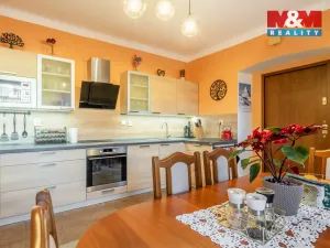 Prodej rodinného domu, Mimoň, nám. 1. máje, 120 m2