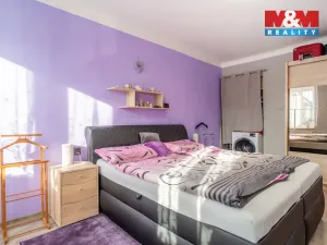 Prodej činžovního domu, Mimoň, nám. 1. máje, 120 m2