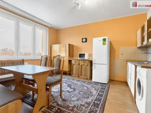 Prodej bytu 1+1, Karlovy Vary - Rybáře, Požární, 35 m2