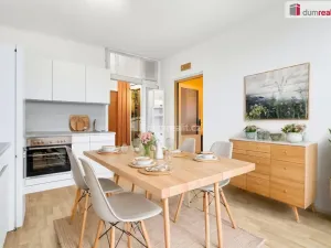 Prodej bytu 1+1, Karlovy Vary - Rybáře, Požární, 35 m2