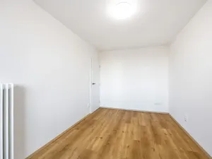 Prodej bytu 3+kk, Praha - Prosek, Vysočanská, 82 m2